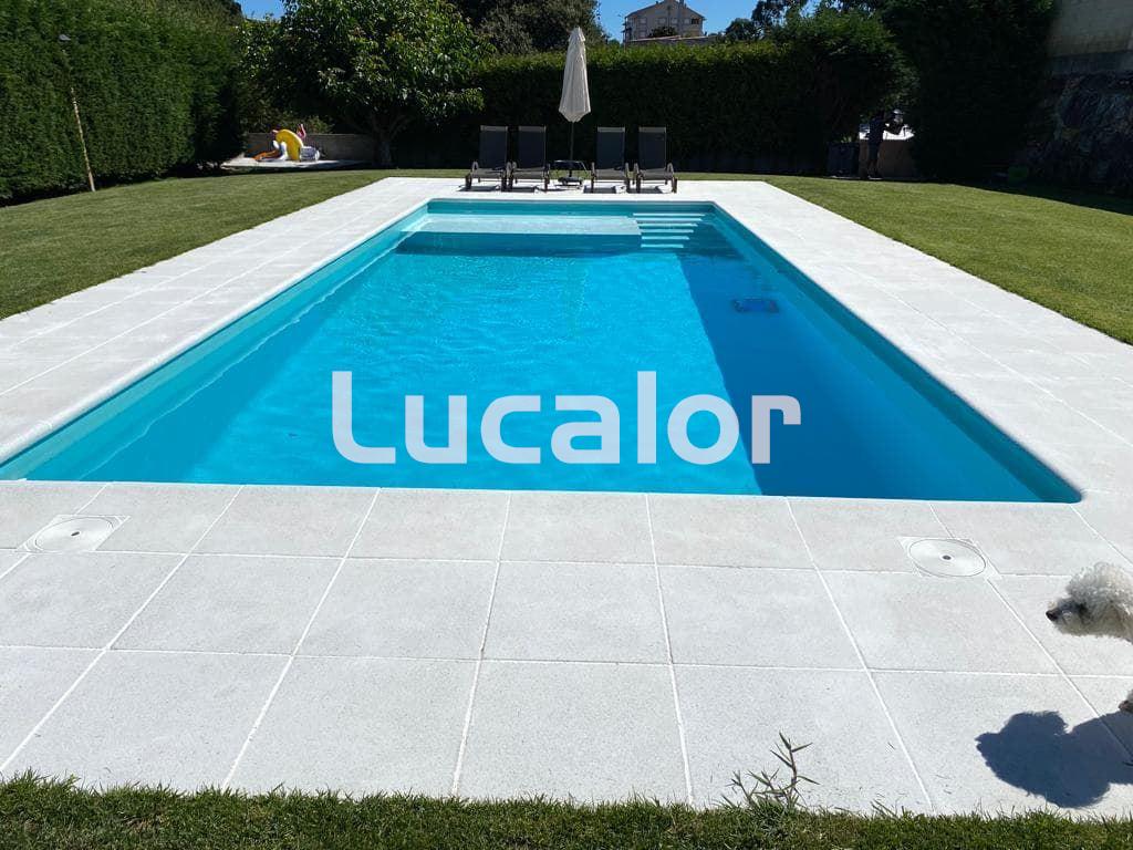 Piscina instalada en Cangas de Foz - Imagen 1